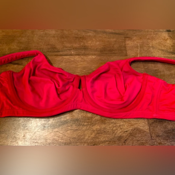 🌸Cacique Unlined Underwire Red Bra🌸 - Picture 4 of 9